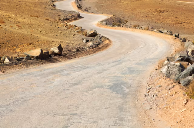 Yaiza Repairs Papagayo Access Roads Ahead of Busy Summer Season
