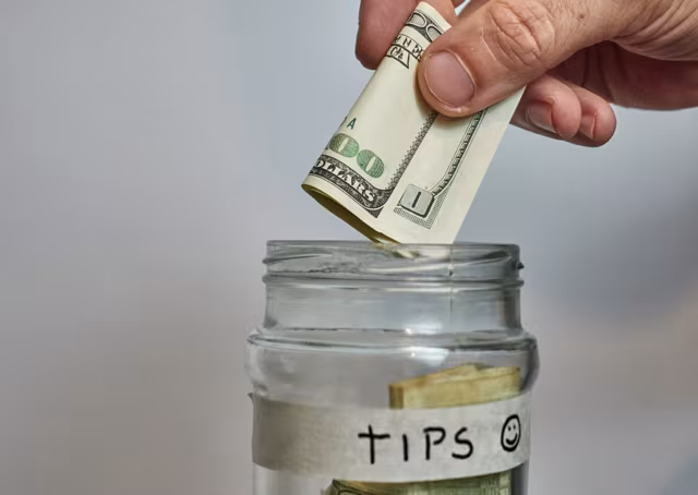 Tipping in Lanzarote