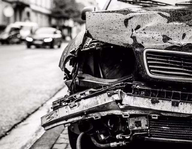 Driver Injured in Early-Morning Collision on Lanzarote’s LZ-30 Road