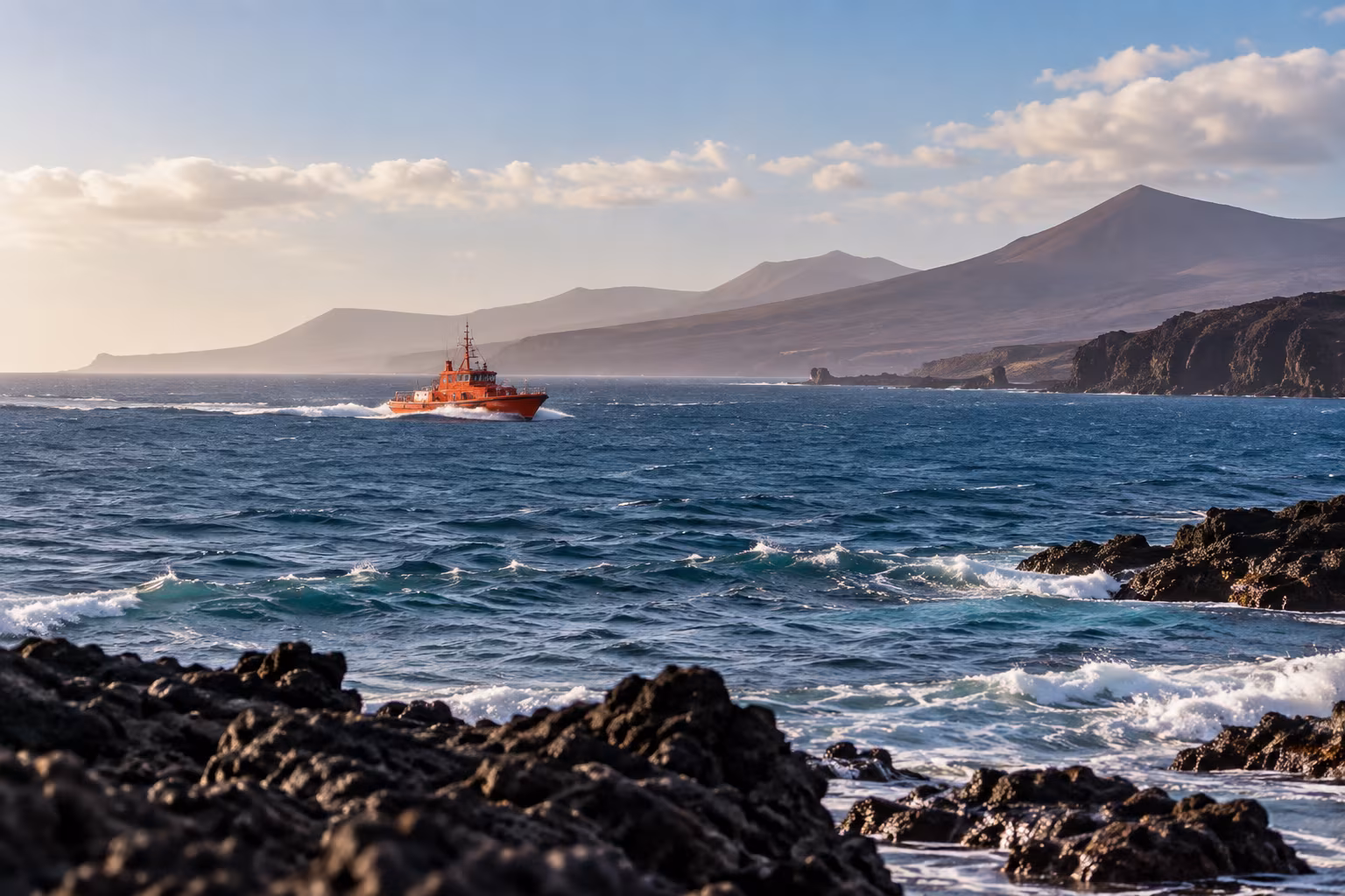 Lanzarote-bound fishing boat at centre of legal complaint after voyage from Morocco