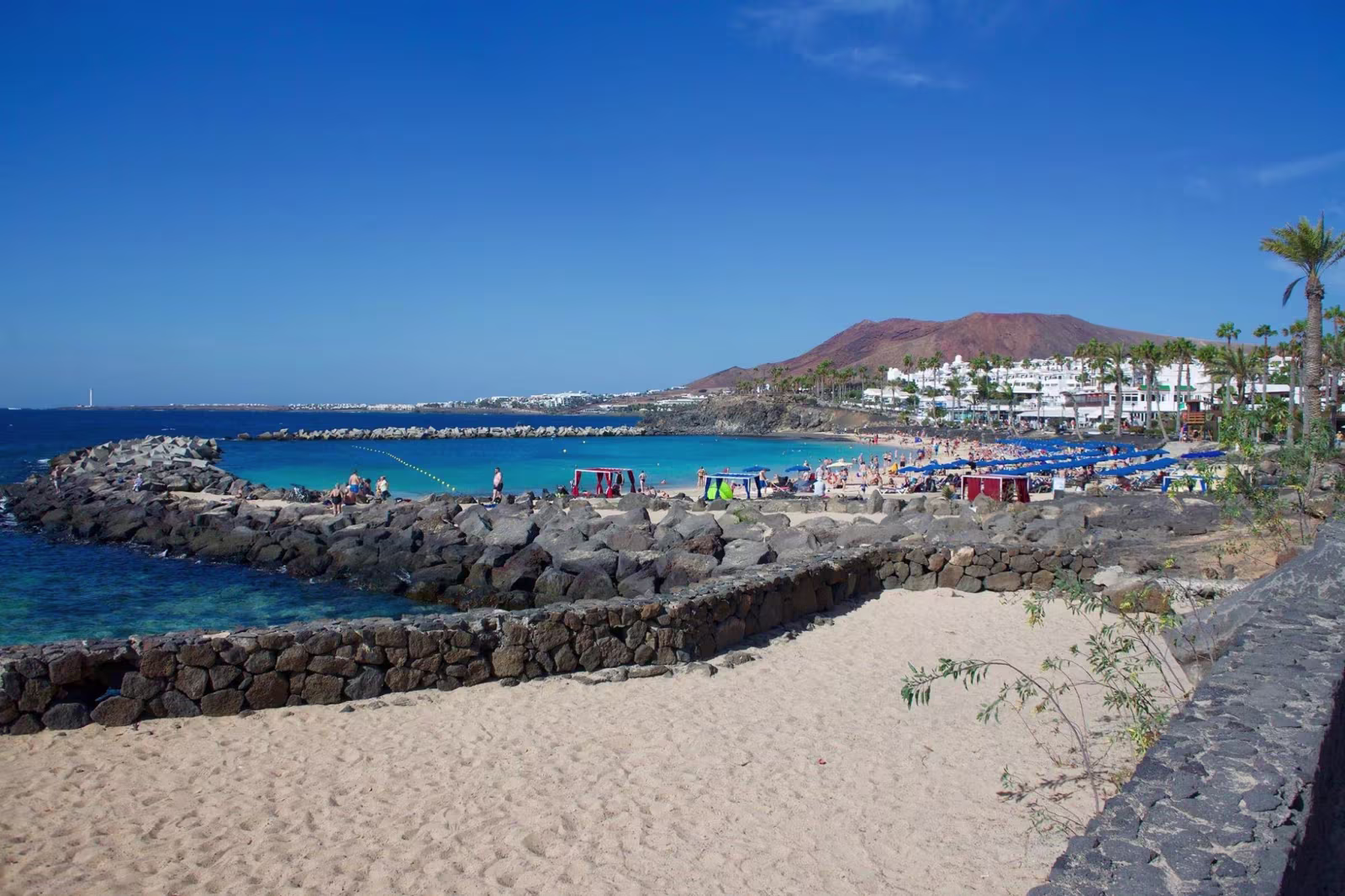 Montaña Roja Walk in Playa Blanca
