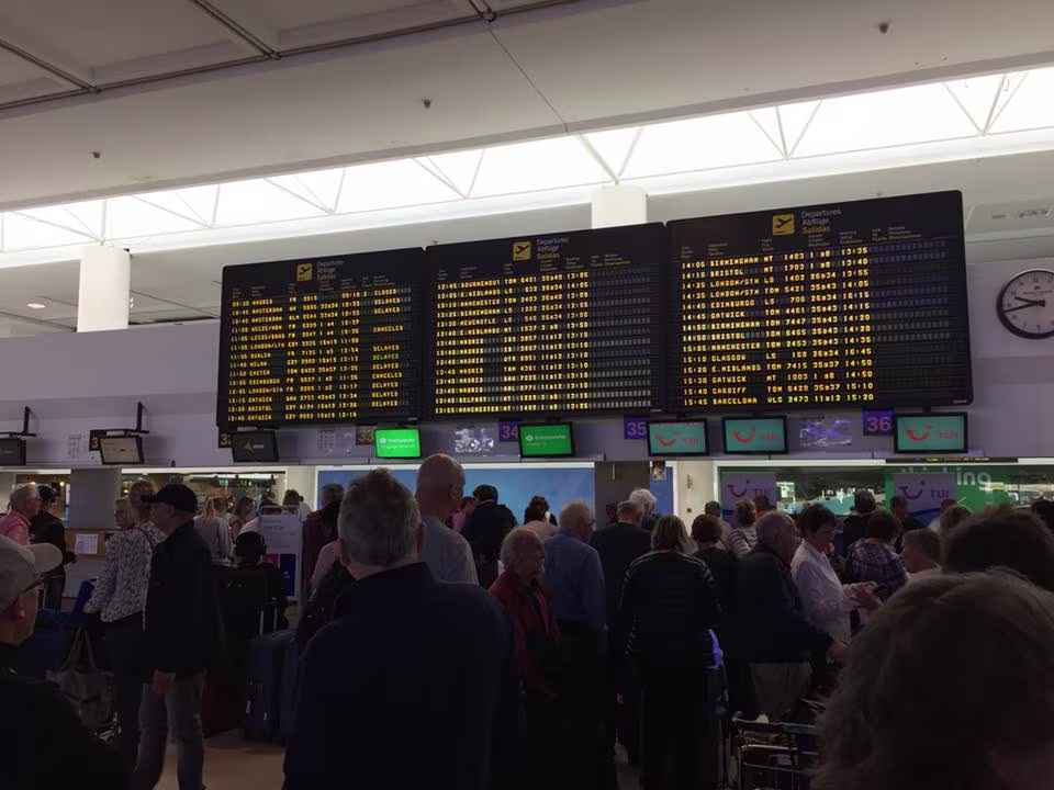 Lanzarote Airport Departures