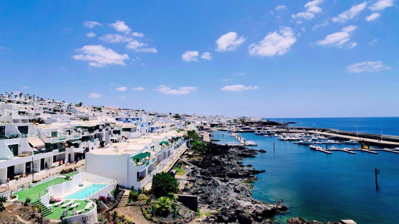 Puerto del Carmen Harbour